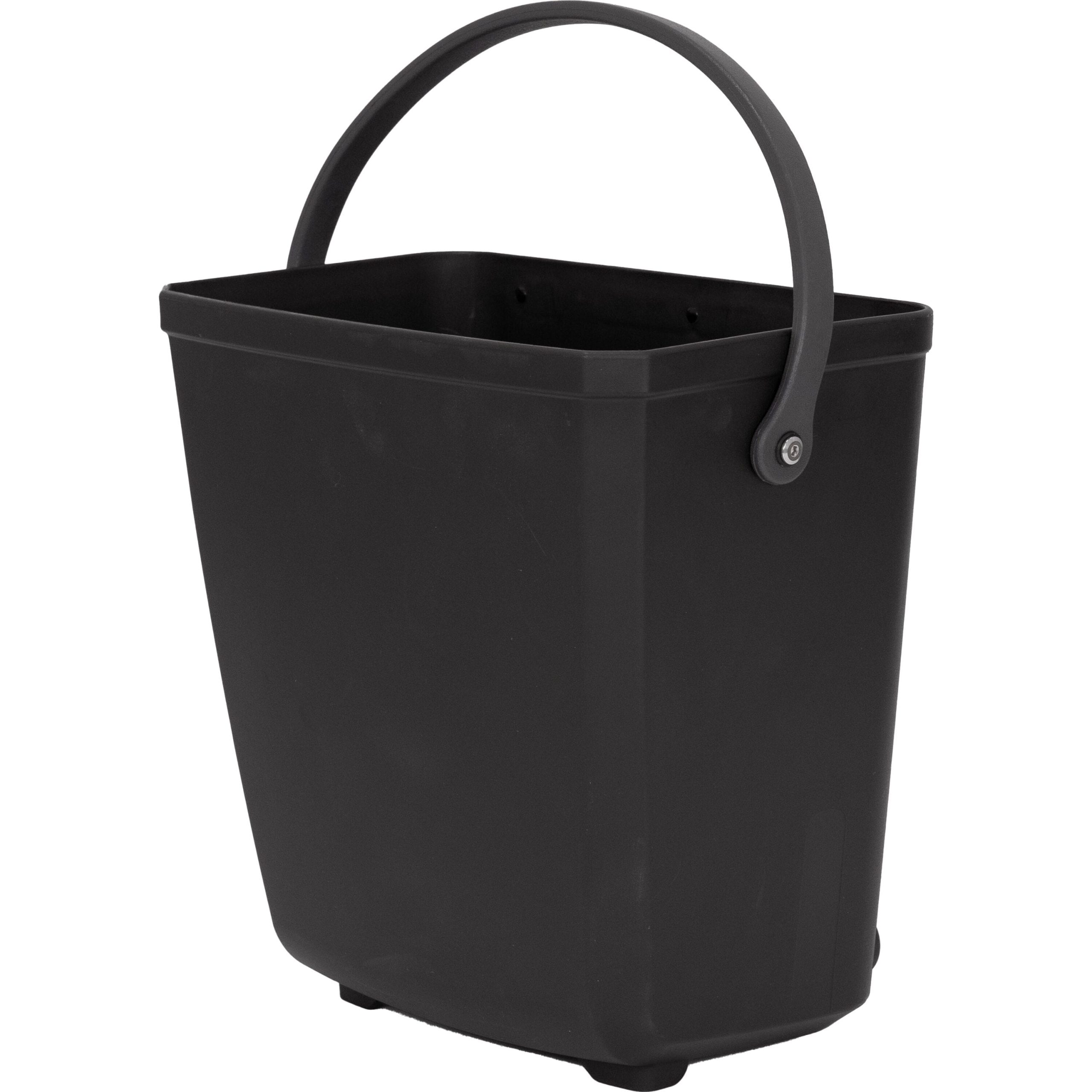 Front view of CARRY SIDE Triple-X Box 22 Litre in black