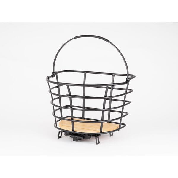 Close-up of ergonomic carrying handles on EPIC CURVE 24.5L Black Basket