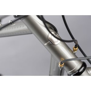 Croix De Fer 20 Flat Bar - Versatile Adventure Bike with Chromoly Steel Frame 8 gn21030 detail 06