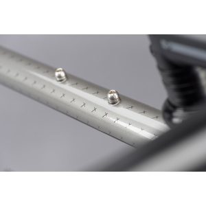 Croix De Fer 20 Flat Bar - Versatile Adventure Bike with Chromoly Steel Frame 9 gn21030 detail 07