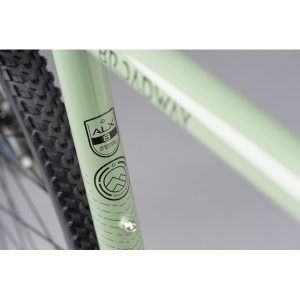 Broadway Large City Bike Fast, Comfortable Hybrid with Alloy Frame, 37mm Tires & Shimano Alivio 10 gn21240 detail 5